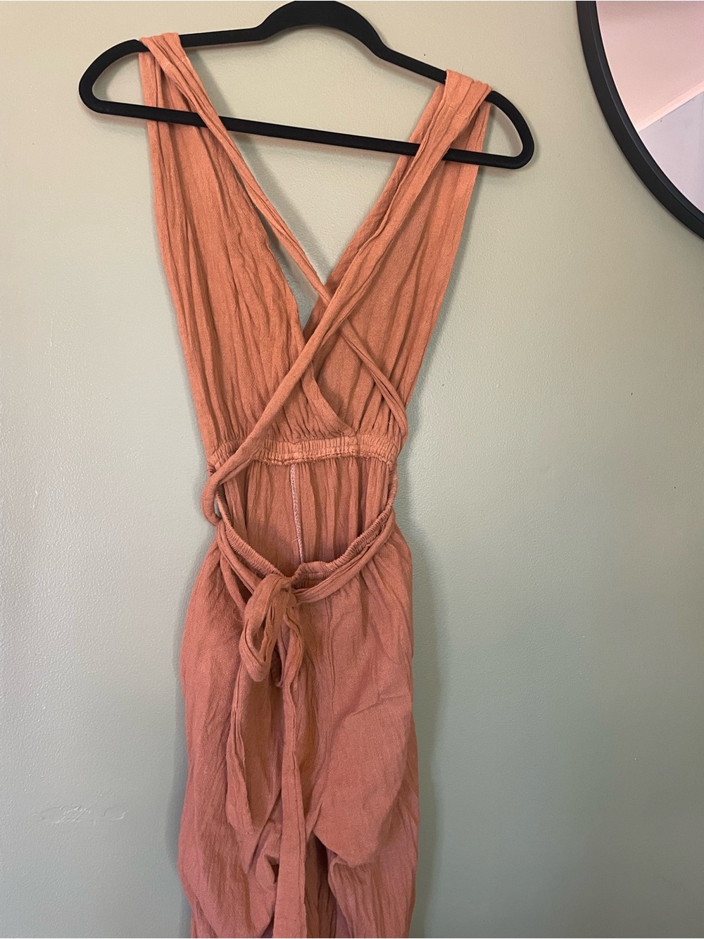 Sleeveless Crisscross Tie-Back linen Jumpsuit in Dusty Coral